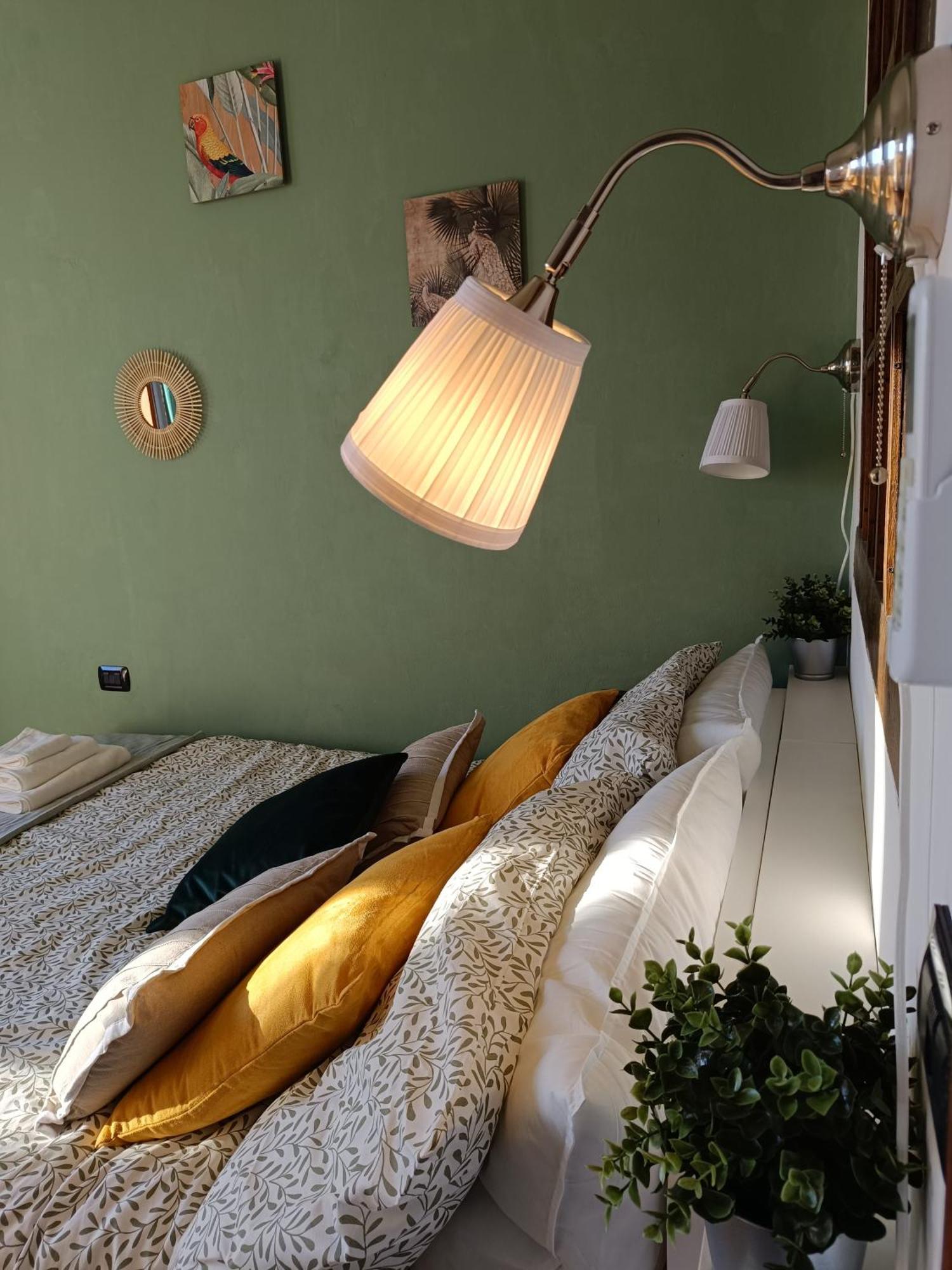 Florence Castle Apartment 2 Bedrooms, 2 Bathrooms Exteriör bild