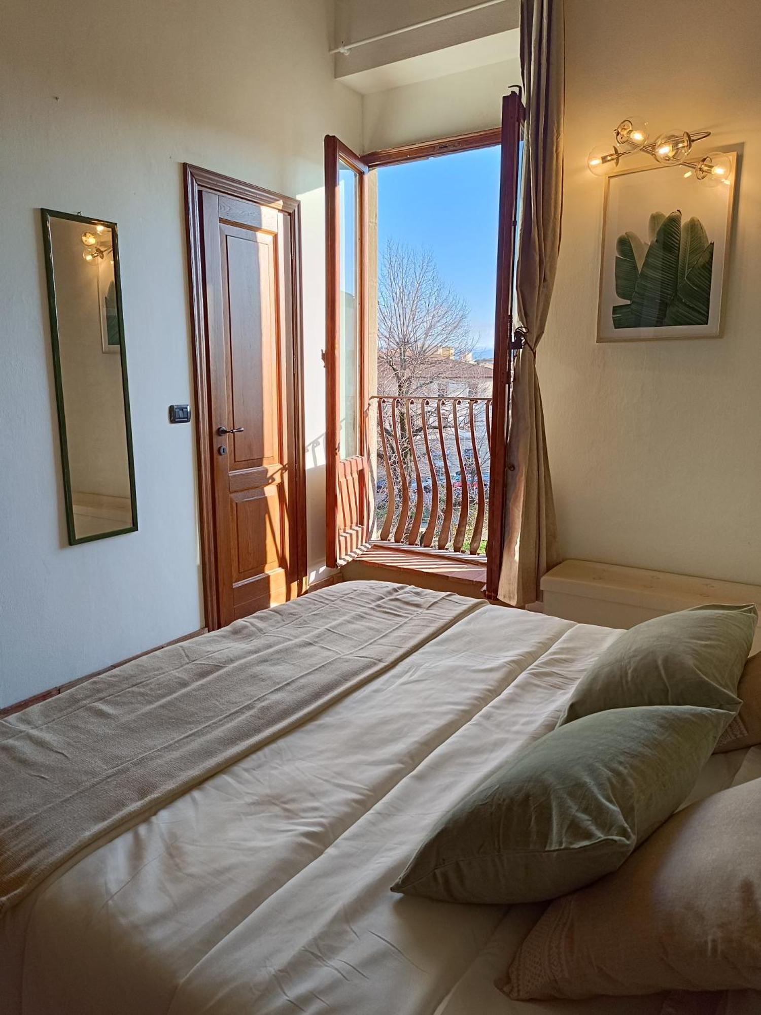 Florence Castle Apartment 2 Bedrooms, 2 Bathrooms Exteriör bild