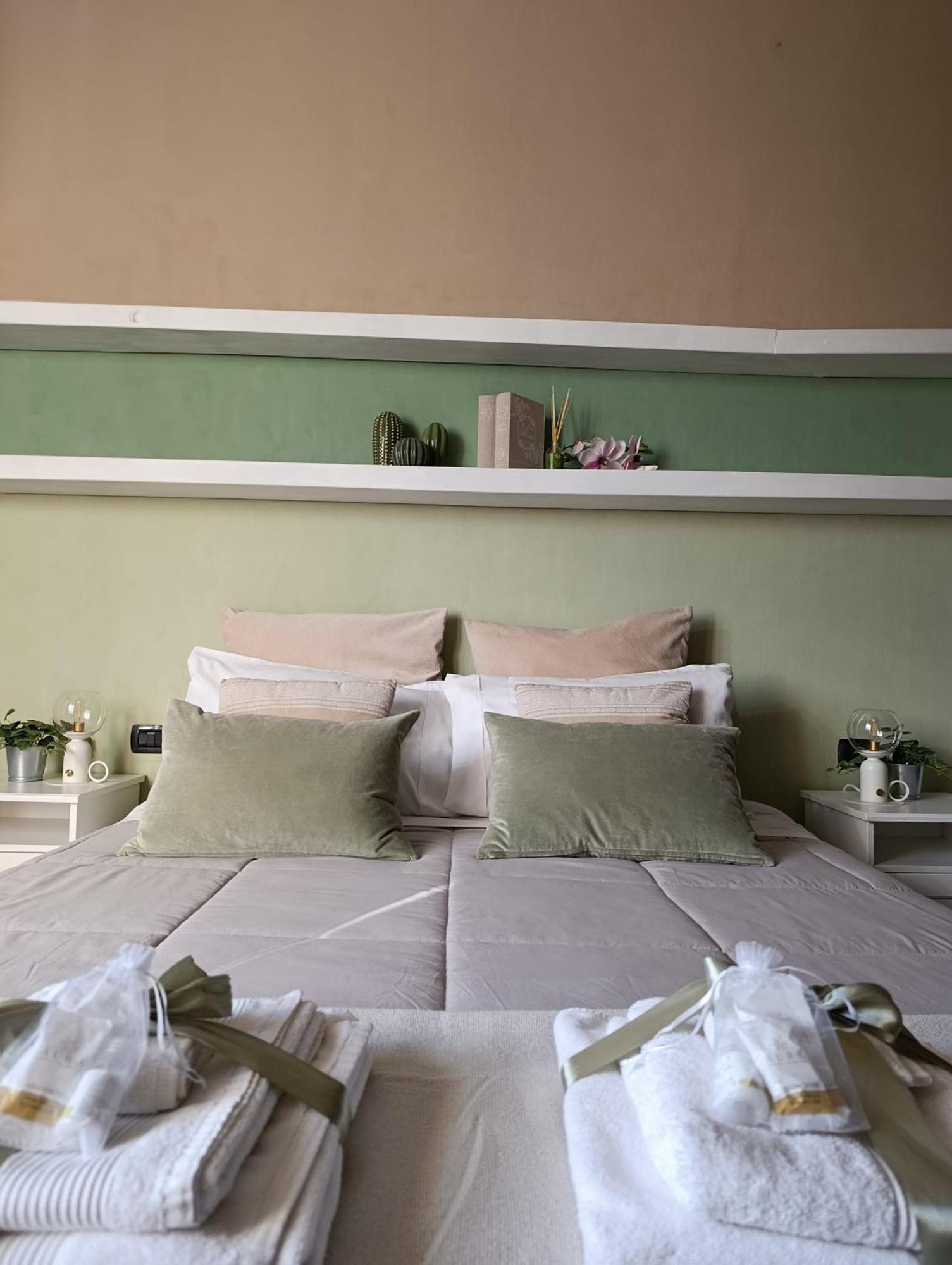 Florence Castle Apartment 2 Bedrooms, 2 Bathrooms Exteriör bild