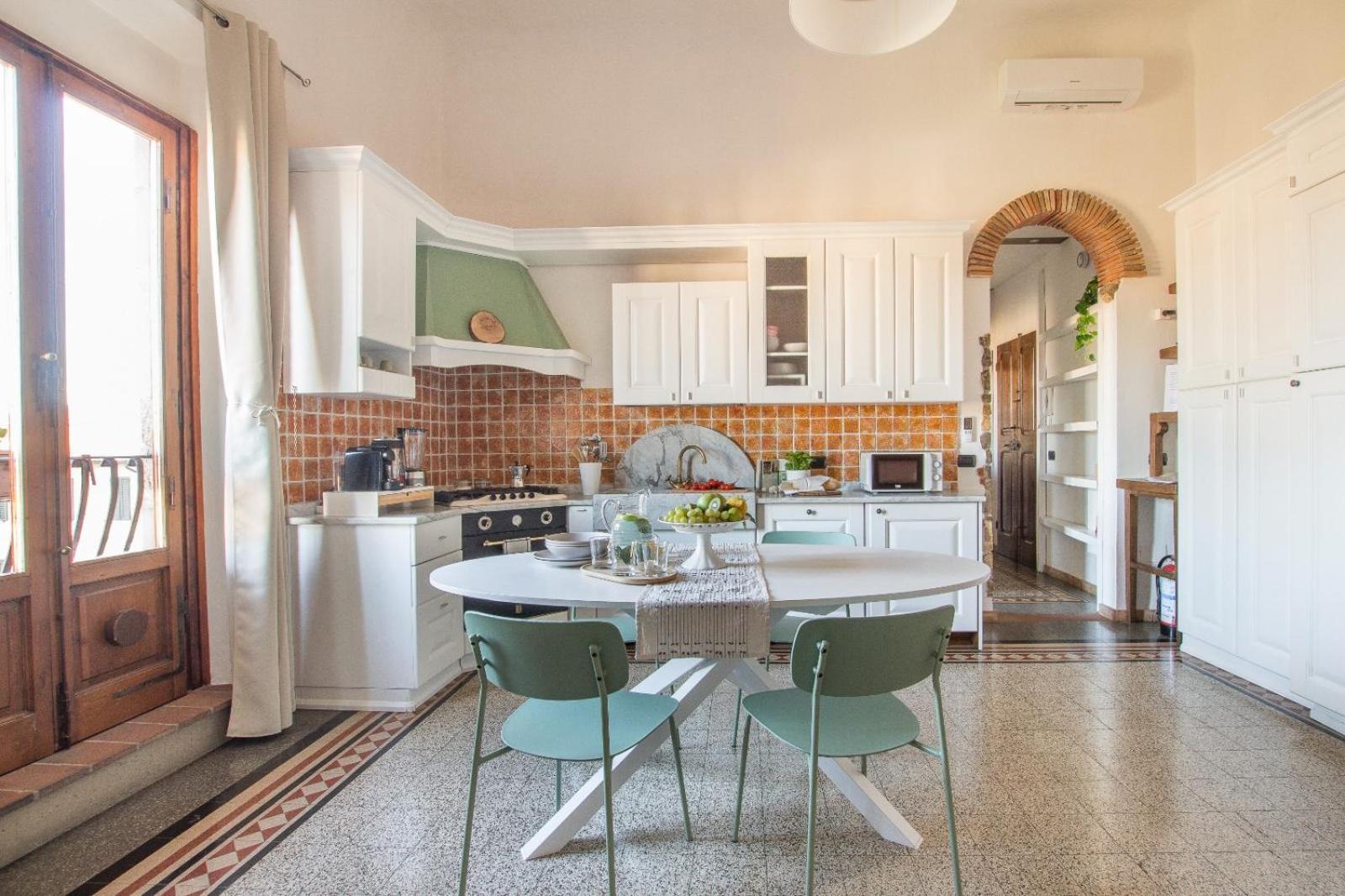 Florence Castle Apartment 2 Bedrooms, 2 Bathrooms Exteriör bild